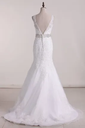 2024 V-Neck Wedding Dresses Mermaid/Trumpet Tulle With Embroidery And Beads PCK5E6BA