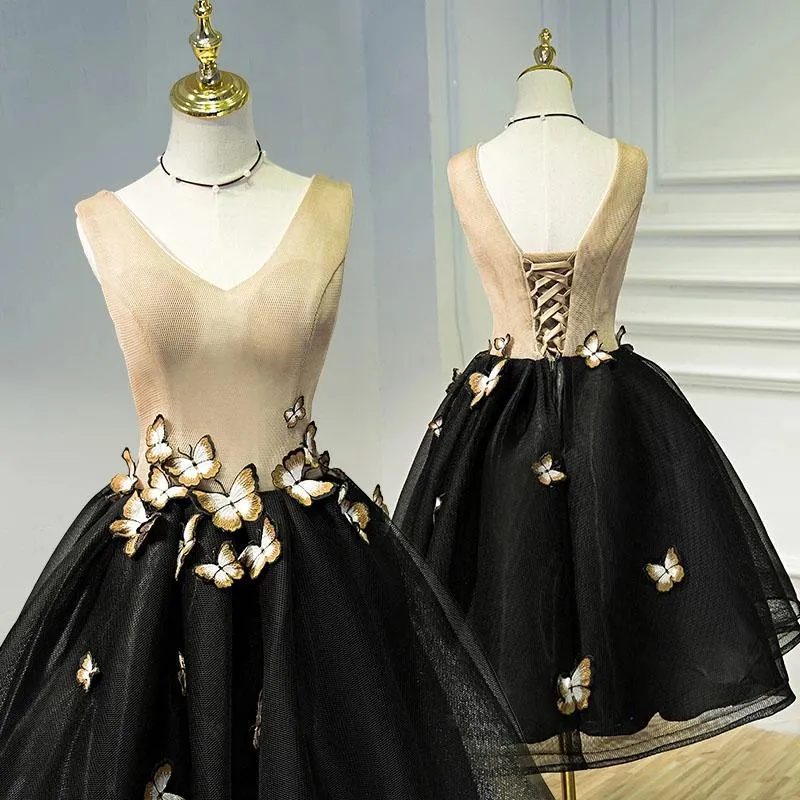 A Line Black V Neck Lace up Homecoming Dresses Sleeveless Prom Dress With Butterfly H1136