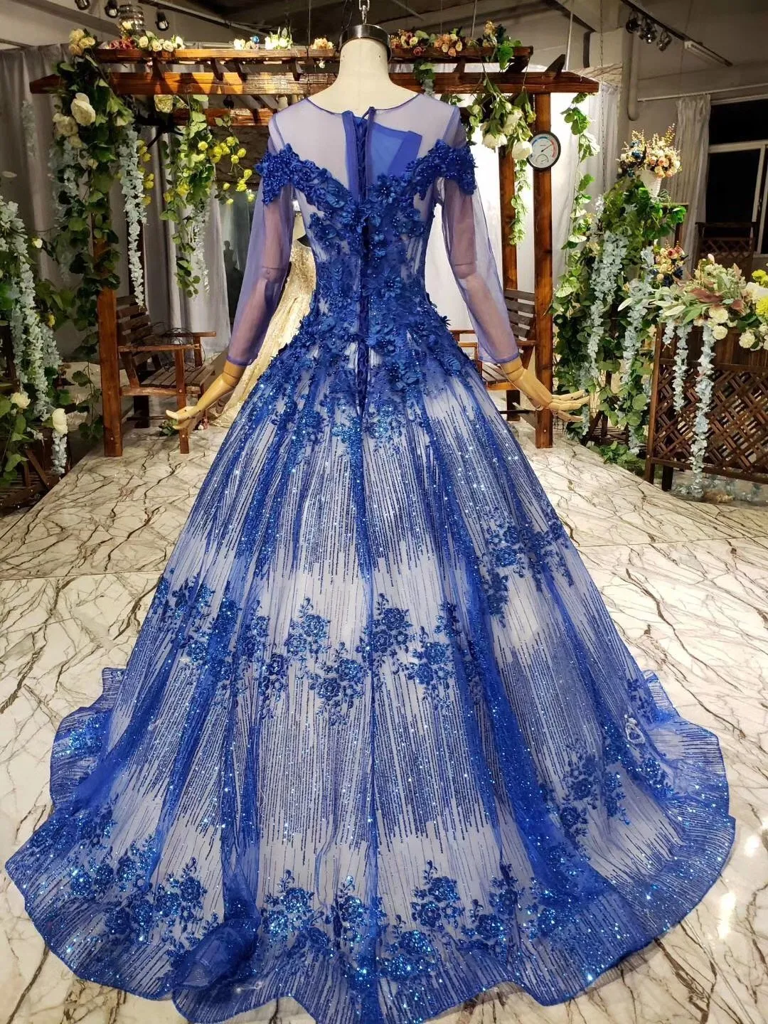 Charming Long Sleeve Round Neck Tulle Blue Beads Ball Gown Prom Dresses with Lace up